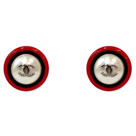 Chanel CC Perlenohrringe Rot Rot