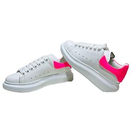 Alexander Mcqueen Baskets roses à semelles oversized Blanc