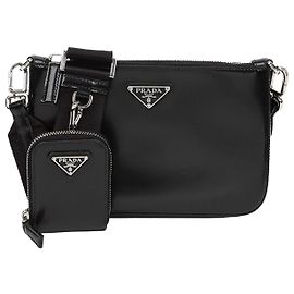 Prada Bolsa de ombro em couro escovado com logótipo Triangle Preta Preto