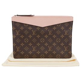 Louis Vuitton Bolsa Daily Monogram Canvas Rose Powder Multicolor