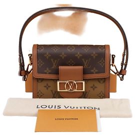 Louis Vuitton Borsa a tracolla e spalla Dauphine Mini Marrone