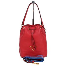 Prada Borsa a Secchiello Vitello con Manico Superiore Rosso