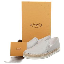 Tênis Slip-On Tod's em couro de bezerro marrom Marrom