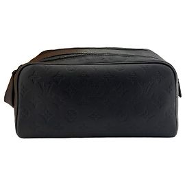 Louis Vuitton Pouch Monogram Shadow Drop Kit Multicolore