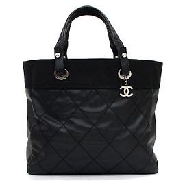 Chanel Borsa Shopper Biarritz MM in pelle e tessuto nera Nero