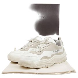 Valentino Baskets noires et blanches Blanc