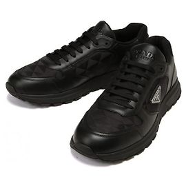 Prada Sneakers Frax in nylon e pelle Nero