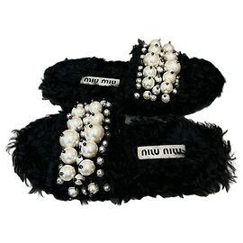Miu Miu Pearl Shearling Hausschuhe Größe Weiß