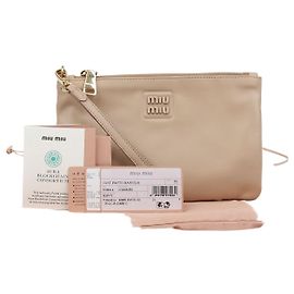 Pochette Miu Miu Logo Strap en cuir marron Marron