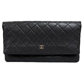 Chanel Klappbare Clutch aus Lammleder Schwarz Schwarz