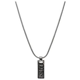 Colar Dior Logo Bar Prateado Prata