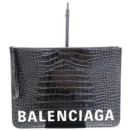 Balenciaga Clutch em couro de bezerro com efeito crocodilo brilhante e logo impresso Multicor