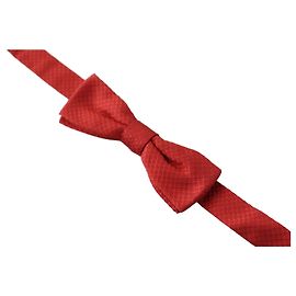 Dolce & Gabbana Corbata de lazo de seda roja con cuello ajustable Roja
