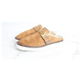 Louis Vuitton Easy Mule Shearling Slippers Multiple colors