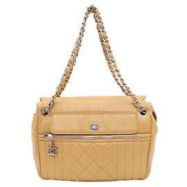 Chanel Borsa a tracolla gialla multi-tasche Giallo