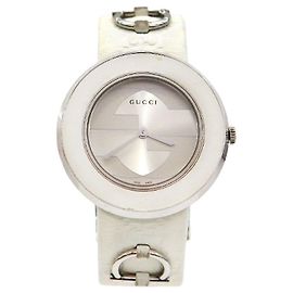 Gucci Montre argentée en cuir blanc Argenté
