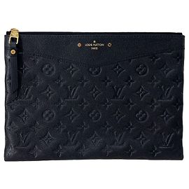 Louis Vuitton Monogram Clutch Bag Schwarz Leder Schwarz