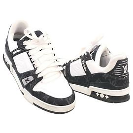 Louis Vuitton Monogram Sneakers Black Black