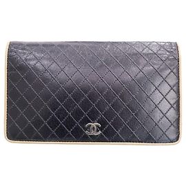 Chanel Damen Langbeutel Schwarz Silbernes Logo Schwarz