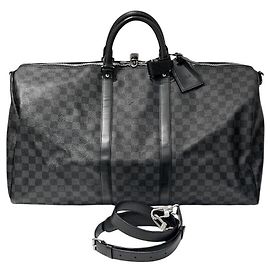 Louis Vuitton Graphite Bandouliere Keepall Marrom
