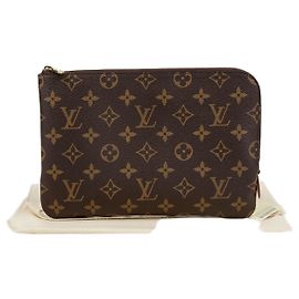 Louis Vuitton Etui Voyage PM Clutch Marrone