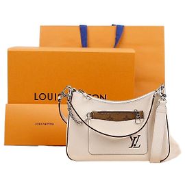 Louis Vuitton Bolsa de ombro e transversal Marelle Marrom