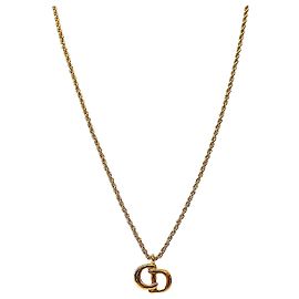 Colar Dior dourado Dourado