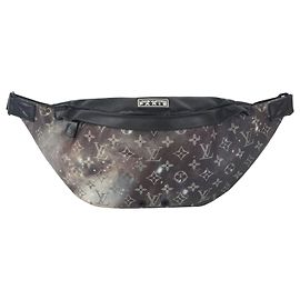Louis Vuitton Sac banane Monogram Galaxy Discovery Multicolore