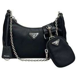 Prada Borsa Hobo in Nylon con Catena Nera a Tracolla Nero