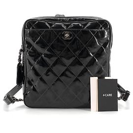 Chanel Lack-Rucksack mit CC-Logo Schwarz