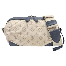 Bolsa de Ombro Louis Vuitton Monogram Denim Azul Fora de branco