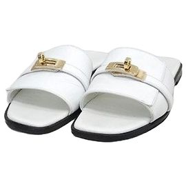 Hermès Sandálias com fivela Julia Kelly Blanc Multicor