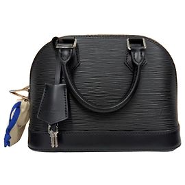 Louis Vuitton Alma BB Epi cuir noir Noir