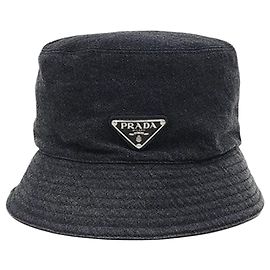 Prada Bucket Hat aus schwarzem Denim mit Triangle-Logo Schwarz
