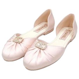 Chanel Sapatilhas rasas de seda rosa Rosa