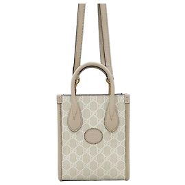 Gucci Mini bolso bandolera Interlocking Castaño