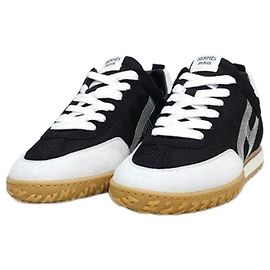 Hermès Sneaker aus Leder Schwarz Herren Schwarz