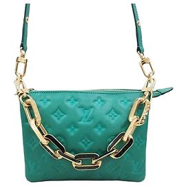 Louis Vuitton Sac à épaule Green Coussin BB Chain Vert