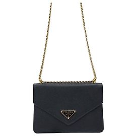 Prada Bolsa de Ombro Envelope com Corrente em Couro Saffiano Preto Preto