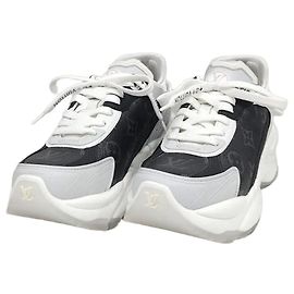 Louis Vuitton Sneakers Monogram Run Multicolore