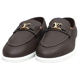 Mocassins Louis Vuitton en cuir vert Vert