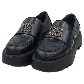 Chanel Mocassins Clássicos de Couro Marrom