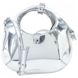 Autre Marque Bolsa de ombro em couro Courreges Prata
