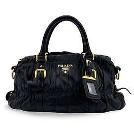 Borsa convertible Prada Gaufre in pelle Nappa Medium Nero