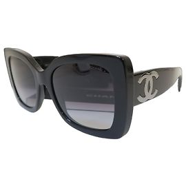Chanel Gafas de sol Oversized CC Logo Black Silver Level Negro