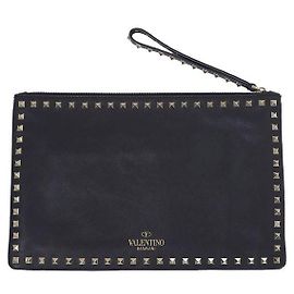 Valentino Pochette Rockstud en cuir noire Noir