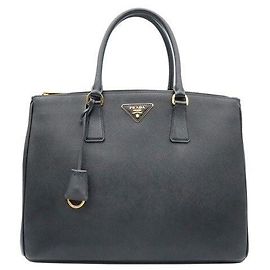 Prada Black Saffiano Lux Triangle Logo Galleria Large Noir