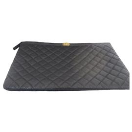 Chanel Pochette Caviar Boy Large Gold Display Doré