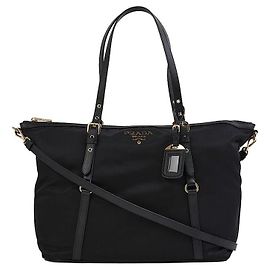 Prada Bolsa de ombro em nylon com logótipo dourado Dourado