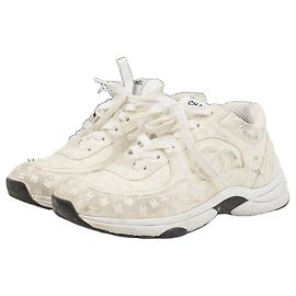 Chanel Baskets en daim Logo Play All Over White Blanc